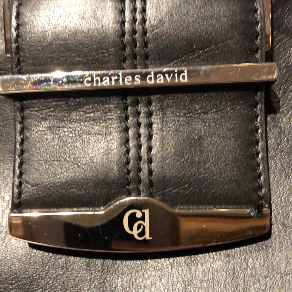 - Charles David genuine leather black shoulder bag - Picture 4 of 8